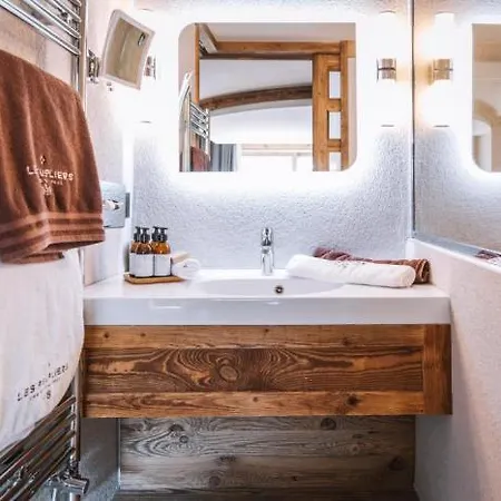 Les Peupliers Hotel 4*