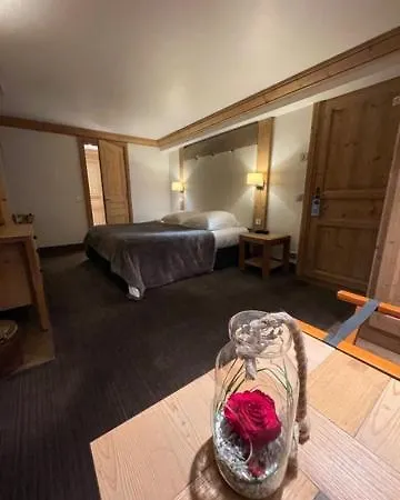 Les Peupliers Hotel 4*