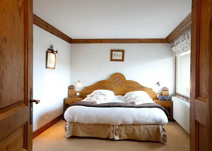 Les Peupliers Hotel