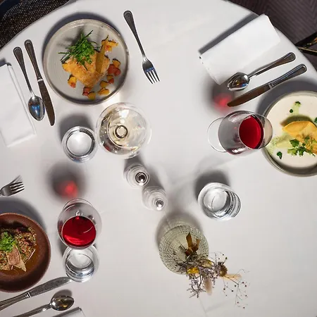 Les Peupliers Отель Куршевель