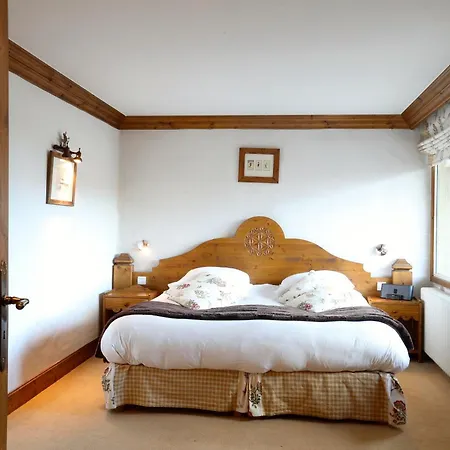 Les Peupliers Отель