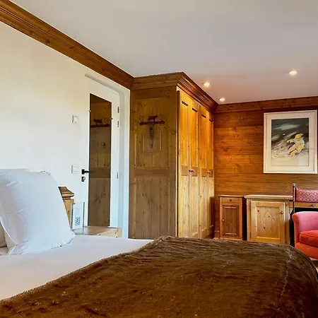 Les Peupliers Hotel
