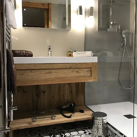 Les Peupliers Отель Куршевель